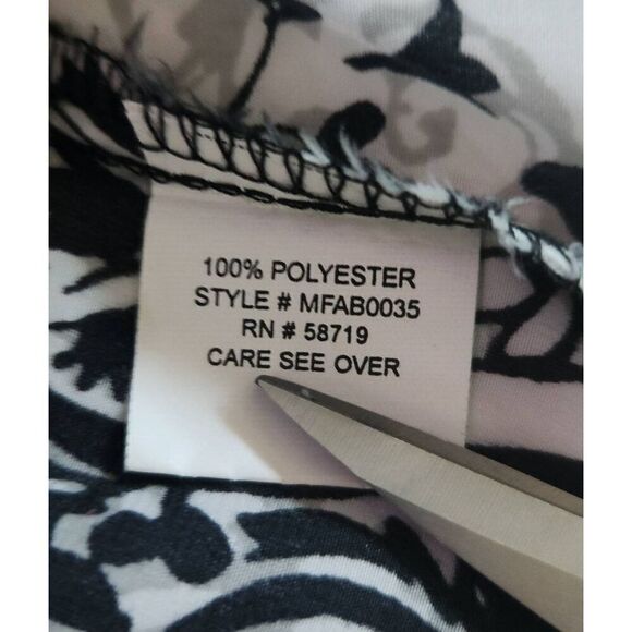 Notations floral, paisley button up blouse  JP - Picture 2 of 8